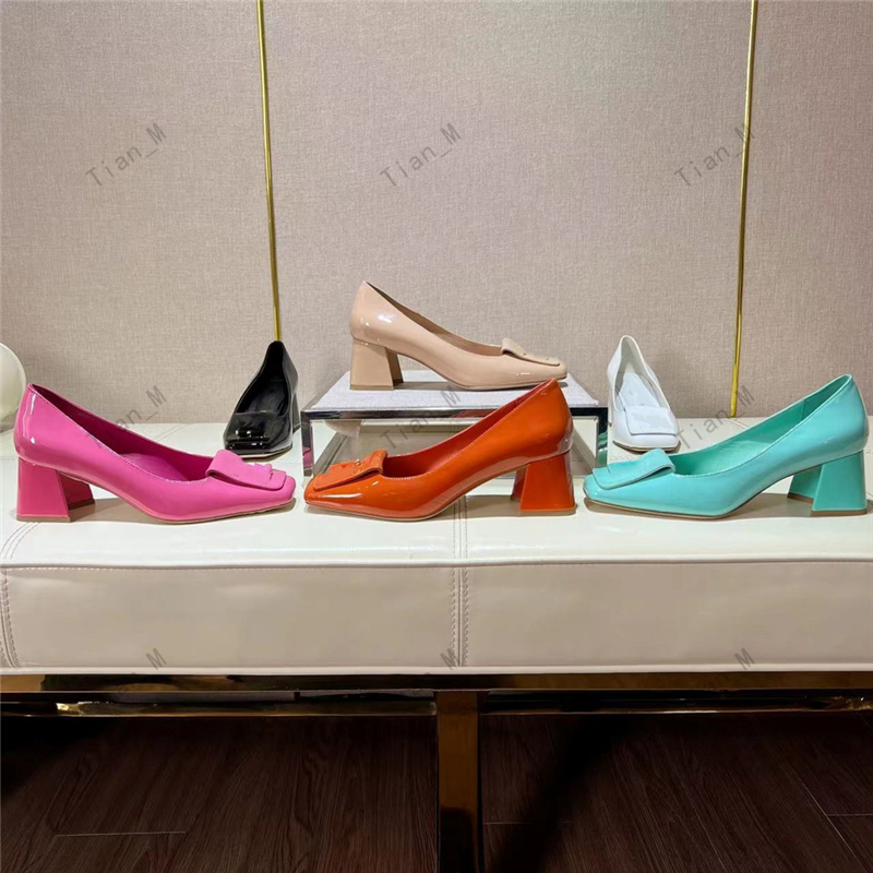 Femmes de qualité supérieure Pumps de créateurs chaussures habillées Bloc talons chaussures à talons basses avec sangle tout-correspondant à bouc