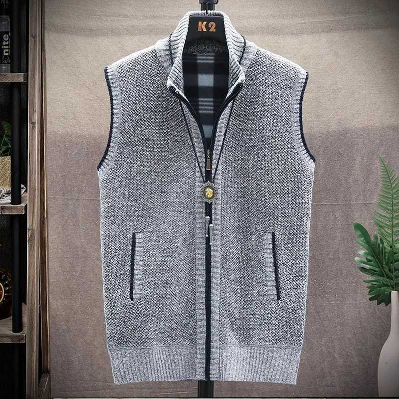 Mens sweaters autumn winter new solid thermal zippers sweaters mens casual knitted sleeveless mens clothing W241113