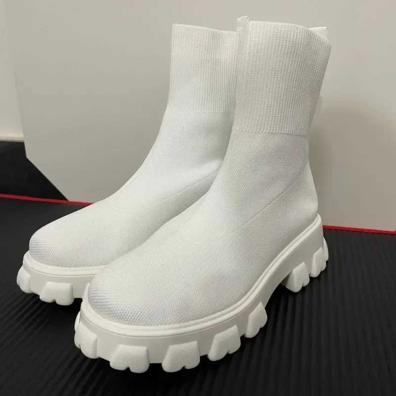 Bottes de chaussettes Wens de haute qualité Simple Wens Boths Mid de gamme sont des chaussures décontractées légères et durables adaptées aux cha
