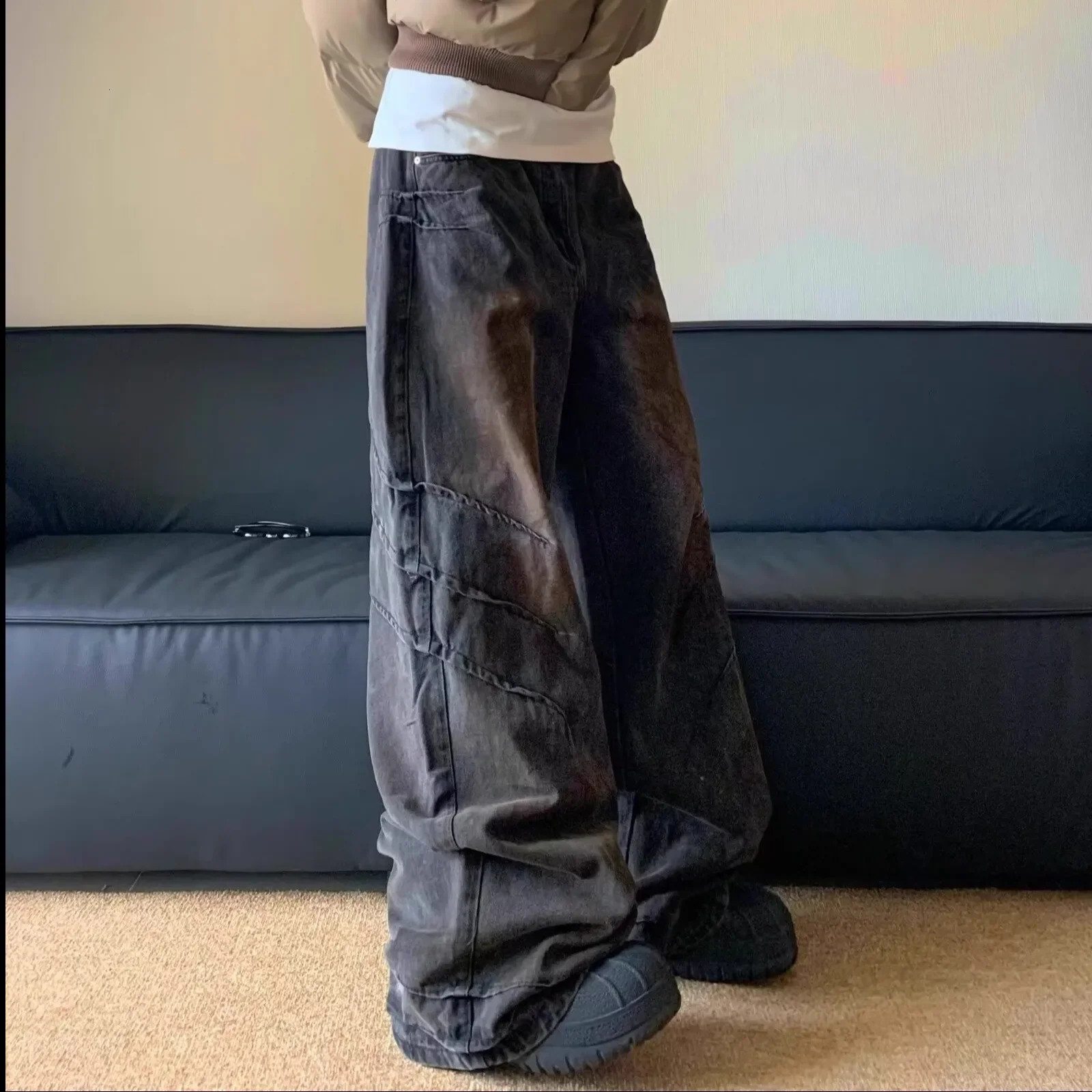 Vintage American Style Distressed Straightleg Jeans For Men Women Trendy Hip Hop Loose Fit Bell Bottoms Casual Scene 241113