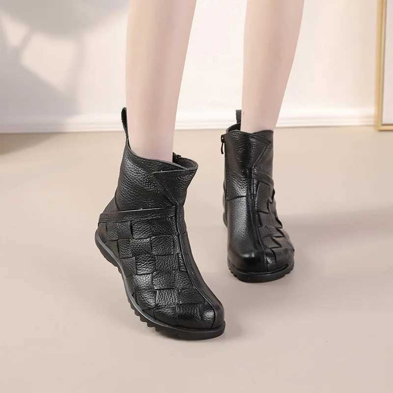 Chaussures de sport brunes à la main de haute qualité avec dix mille bottes en cuir de la cheville Nouveau design en cuir en cuir denim d'automne
