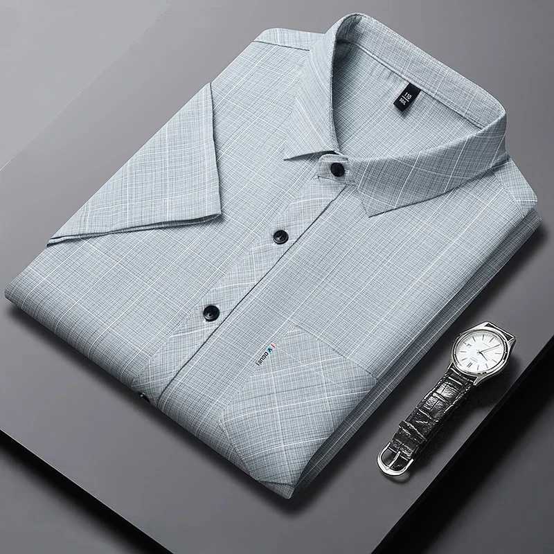 New Mens Business Casual Short Sleeved Printed Shirt with Wrinkle Resistance No Ironing Comfortable All Season Versatile TopXJ24113