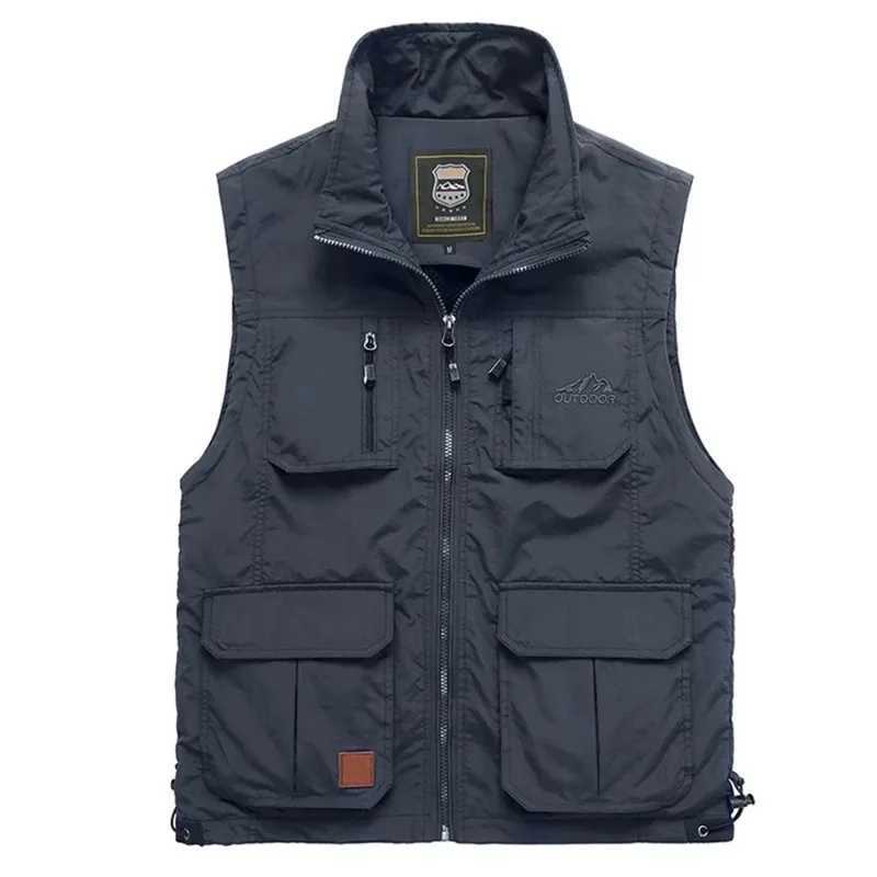 Summer and spring mesh thin multi pocket vest suitable for men large-sized mens casual sleeveless jacket with multi pocket journalist vest W24111
