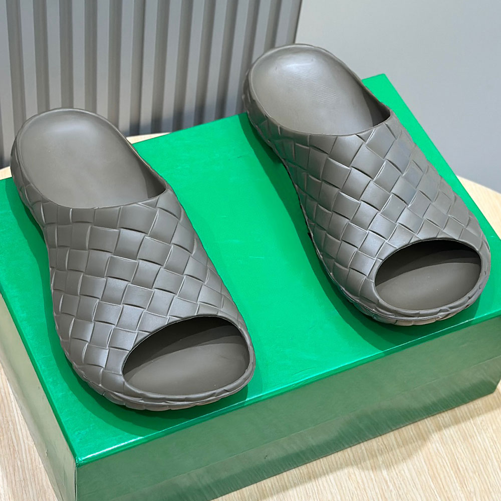 Luxury designer mens rubber sandals weave slippers casual summer travel pool slippers platform mens slipper Comfort Slippers high quality anti sl