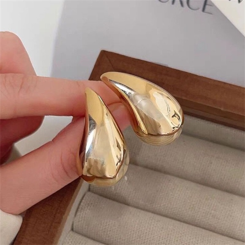 Boucles d'oreilles de goutte à eau Designer pour femmes boucles d'oreilles en or plaqué Ladies Orecchini Designer Jewelry Femmes Triangle Moucroi