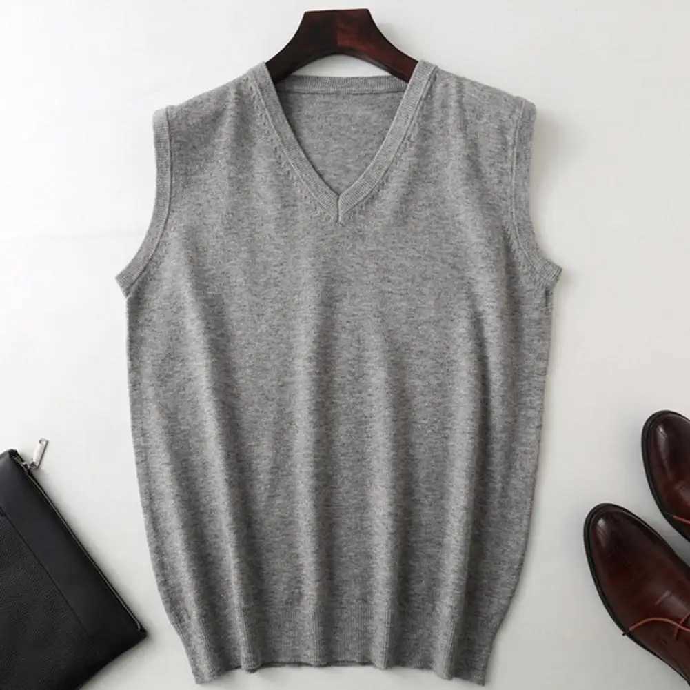 Mens solid color sweater vest casual and fashionable warm top mens autumn and winter knitted vest V-neck pullover vest knitted vest W241113