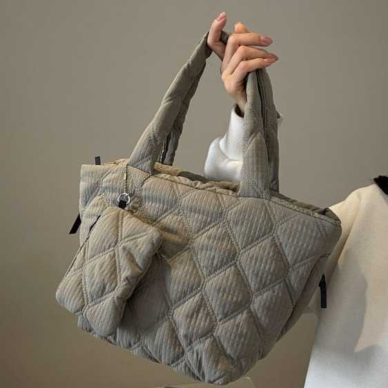 Sac à bandoulière de la version coréenne, sac de vêtements en coton pour femmes, sac fourre-tout à main, filetage à broderie en grille de diamant