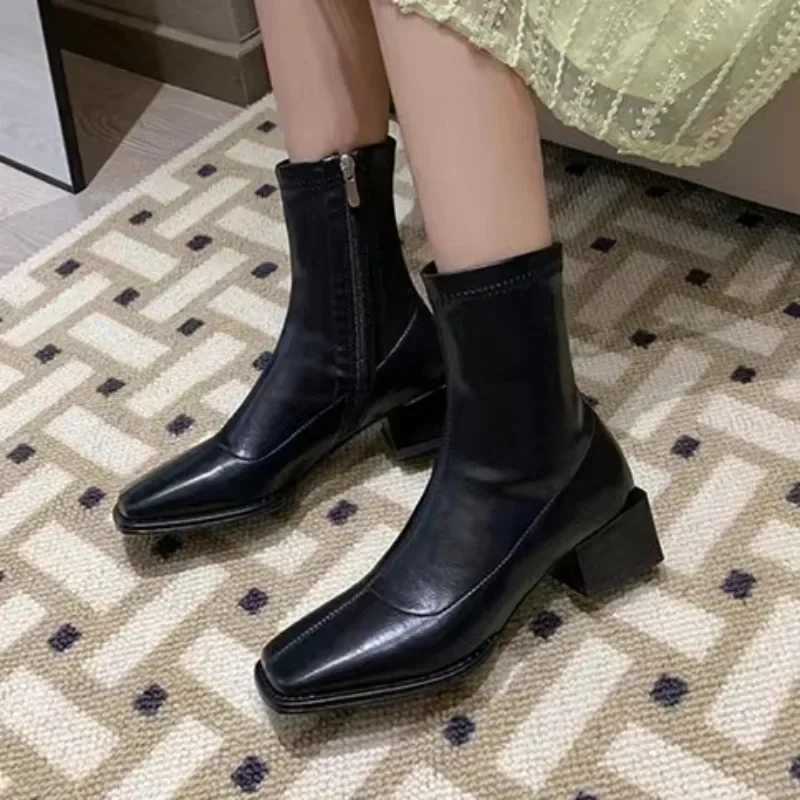 High Quality High Quality Womens Zipper Wens Boots Winter Square Toe Solid Short Barrel Thick H-Fi Mid calf Boots T241113