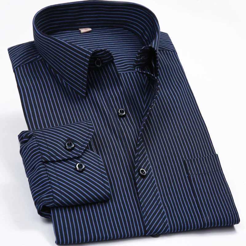 Plus grande taille 8xl 7xl 6xl 5xl 4xl Slim Fit Mens Business Casual Long Mancheved Shirt classic rayé Male Social Dress ShirtsxJ24113
