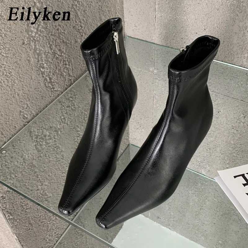Boots de la cheville de conception de haute qualité Wenfei Spring and Automn Square Square H Low H Docutable en cuir souple Boots courts T241113