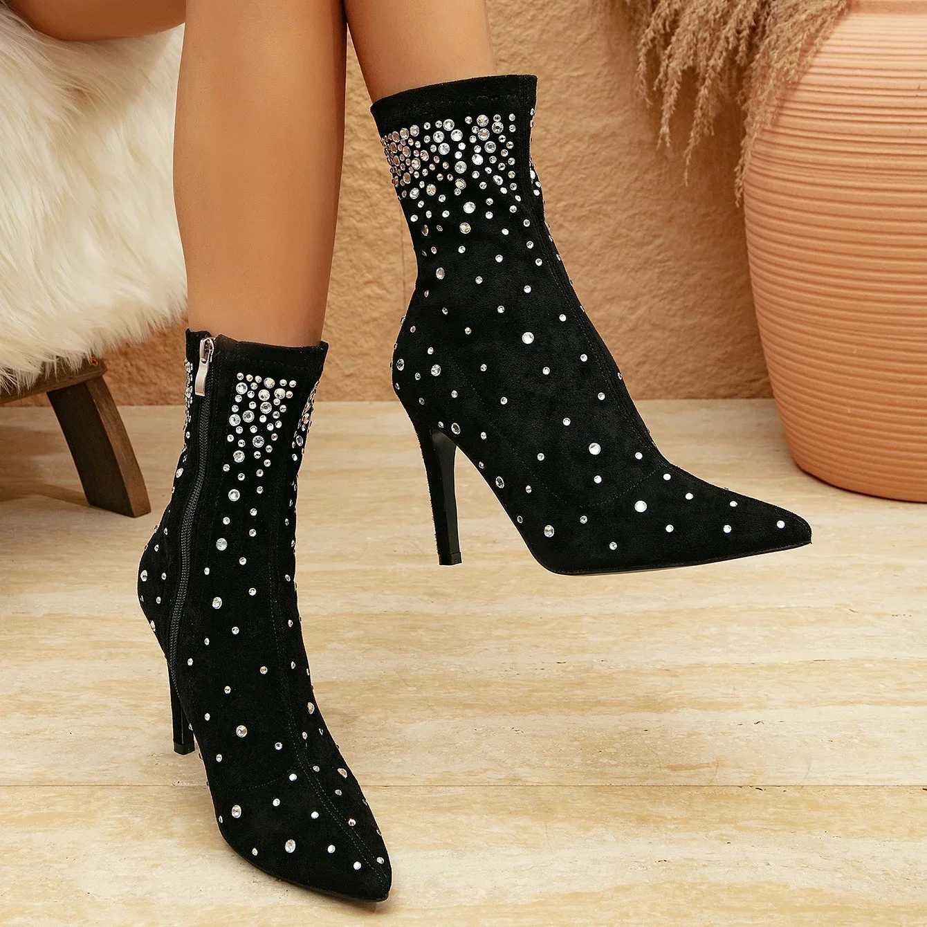 High Quality Winter Fi Womens Short Boots Pointed Toe Rhine Zipper Elastic Ultra Thin Suede Leather Black High Heels Mens Foot Boots T241113