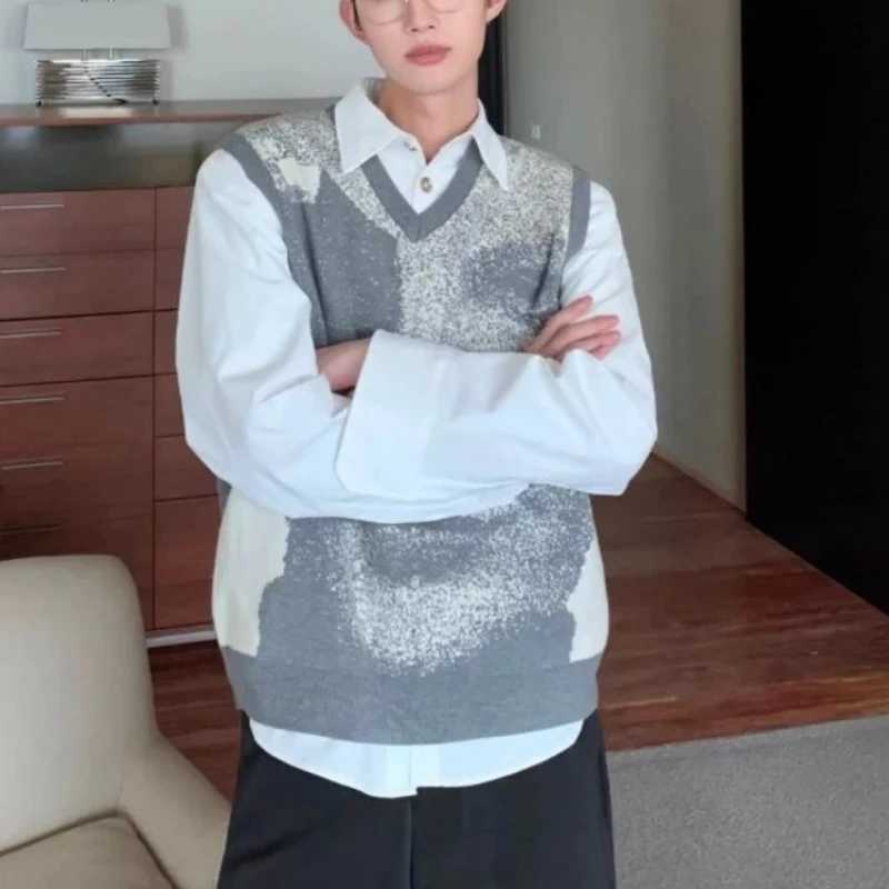 Autumn and winter sleeveless vest high-quality sweater for men Korean fashion Harajuku top street clothing Y2k mens knitted vest W241113