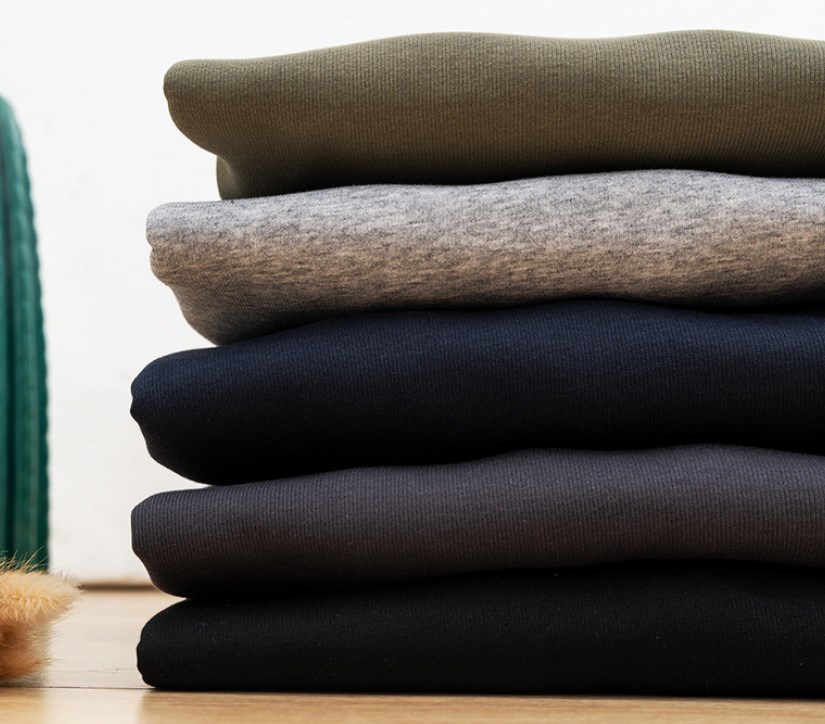 Men's Hoodies Velvet Half Zip Hoodie Pullover Woolen Sweater Designer Men's Long Sleeved Top Non Ironing Warm Hoodie Men's Sweats