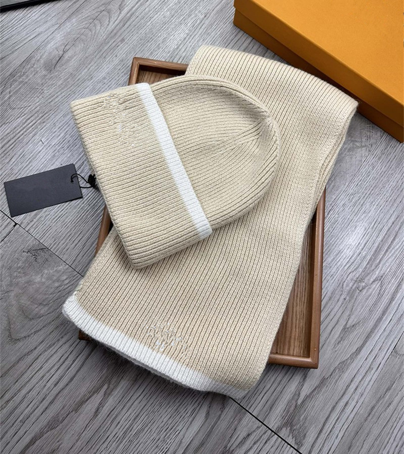High Quality Men Women Designers Hat Scarf Sets Classic Lattice Keep Warm in Winter Two-piece Wool Hats & Scarves Set