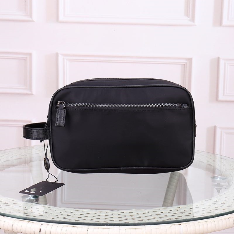 Nylon Leather Travel Pouch Designer Cosmetic Cases Women Luxurys Designers Makeup Bag small Clutch Bags Make Up Case Luggage Pouches 818