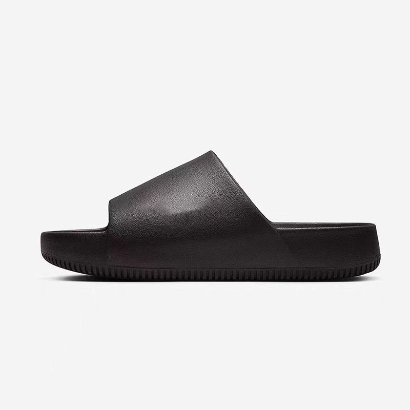 Designer masculin Eva Slippers de haute qualité Slippers de style de loisirs bon marché Springautomn Sports Loisir Slippers March sur la merde Fe