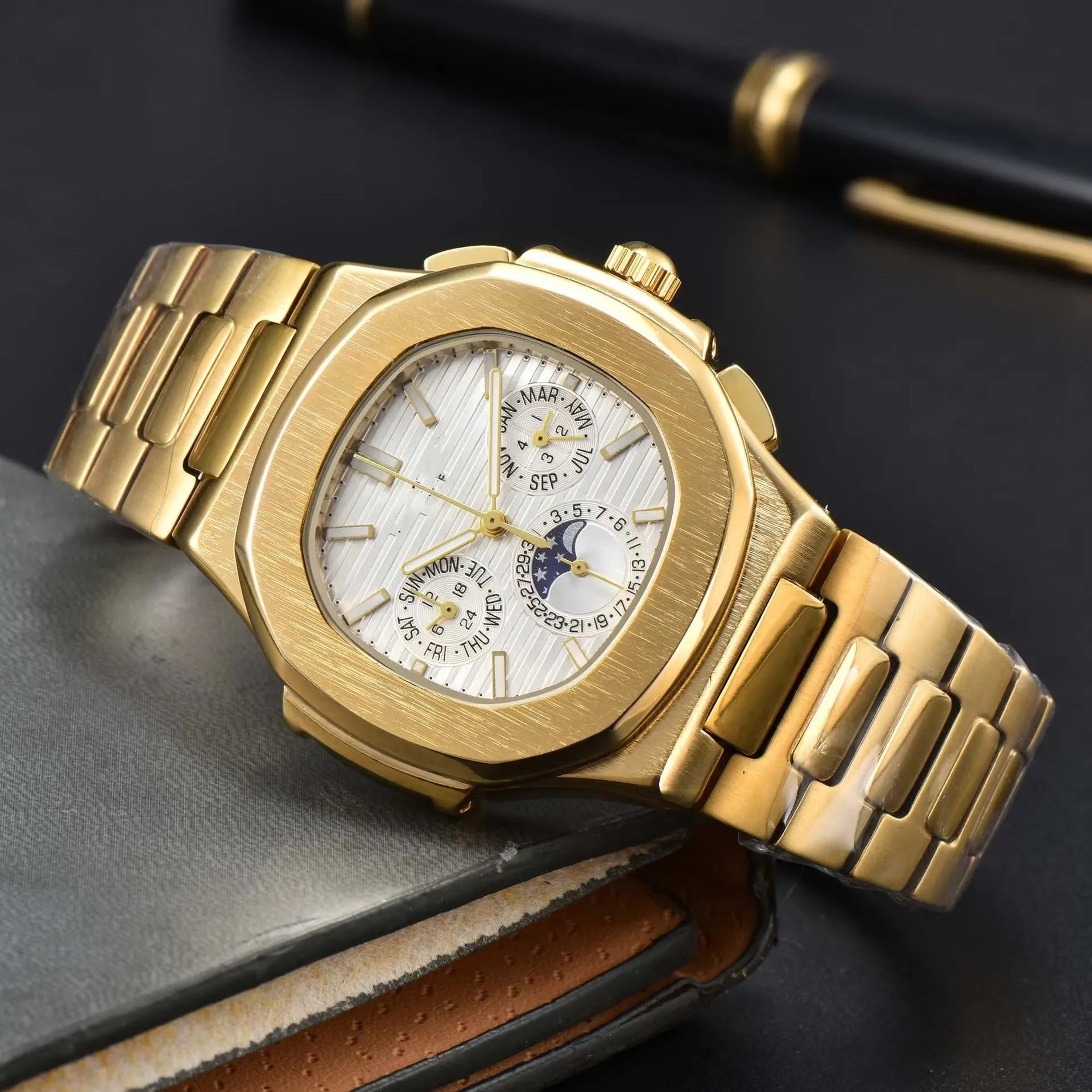 2024 Fashion Watch Designer Watch Sports de haute qualité Automatique mécanique montre en acier inoxydable étanche saphir de luxe de luxe de luxe