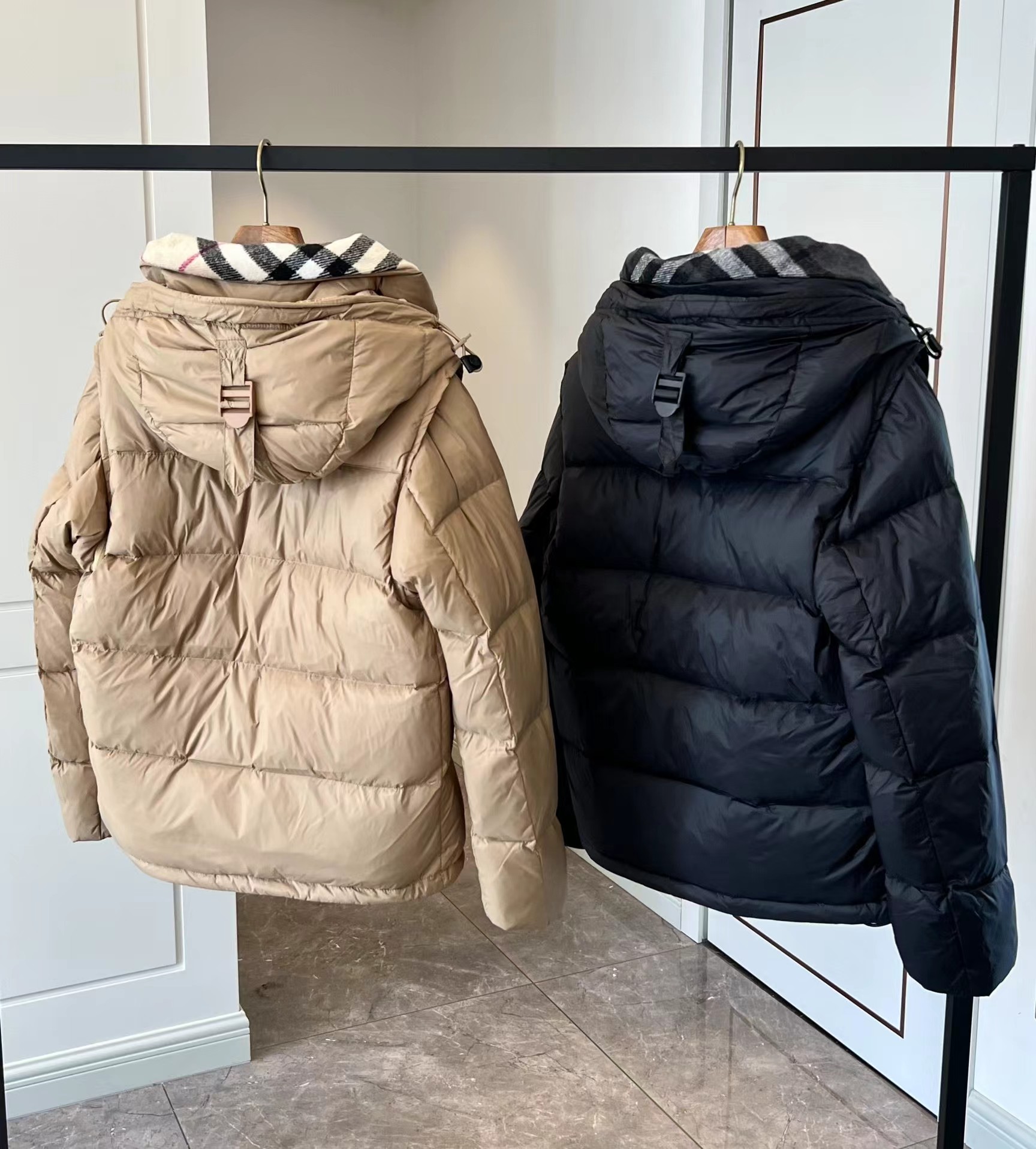 Jacket Mens Jacket Hooded Coat Designer Clothes Puffer Jackets Down Parkas Waterproof Winter For Male Women Windbreaker Letter Black Outwears Warm C