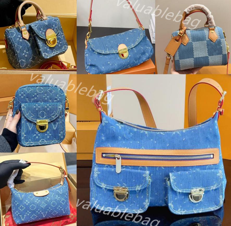 Denim Vintage Designer Shoulder Bag Women Tote Bags Handbag travel bag Carryall Old Flower Underarm Bag Print Purse Backpack Gold Hardware Pouch Blue bag 