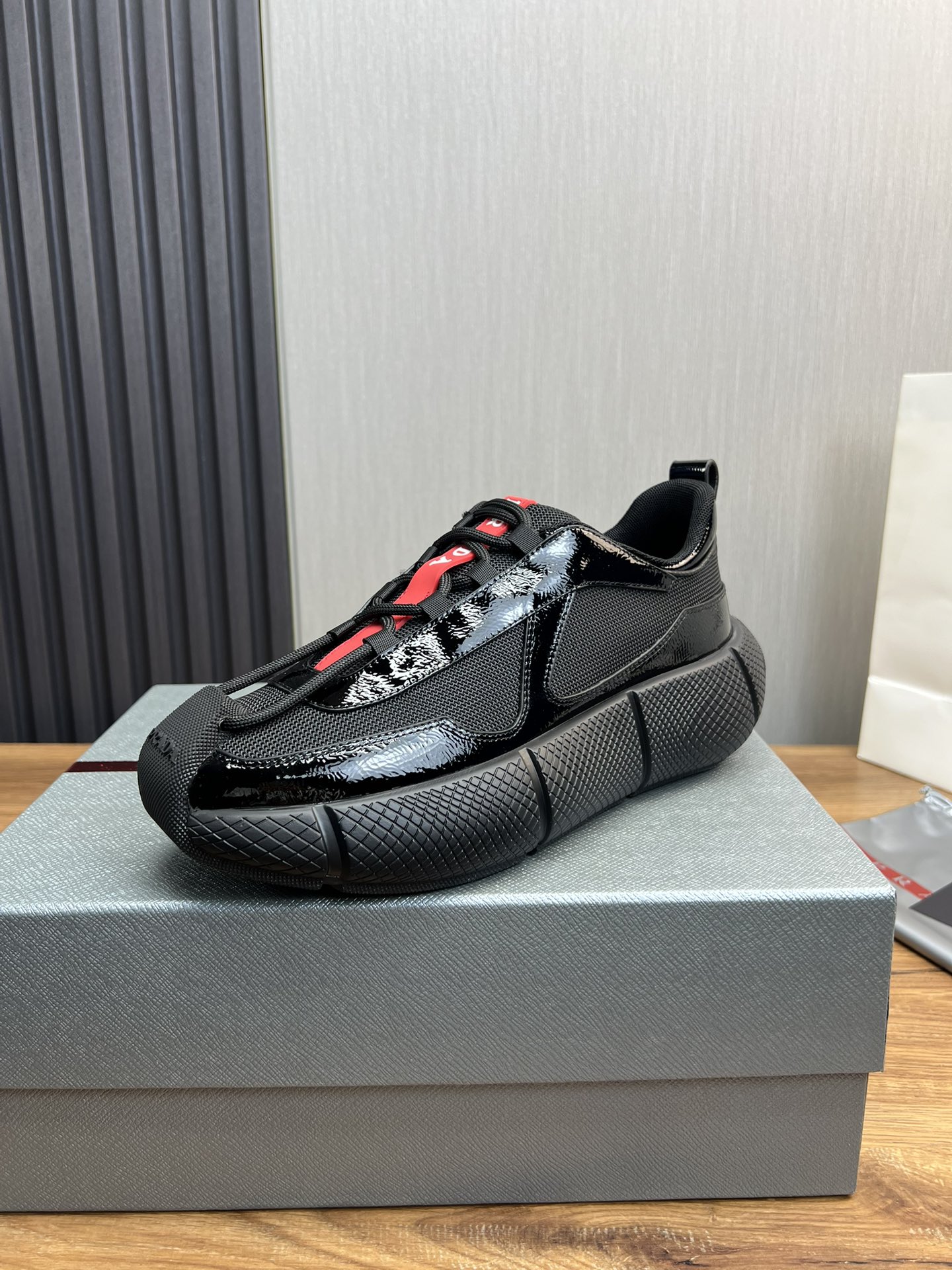 2025 year NEWest collection beautiful mens designer Sneaker Casual designer shoes ~ high quality Mens Shoes sneakers EU SIZE 38-45