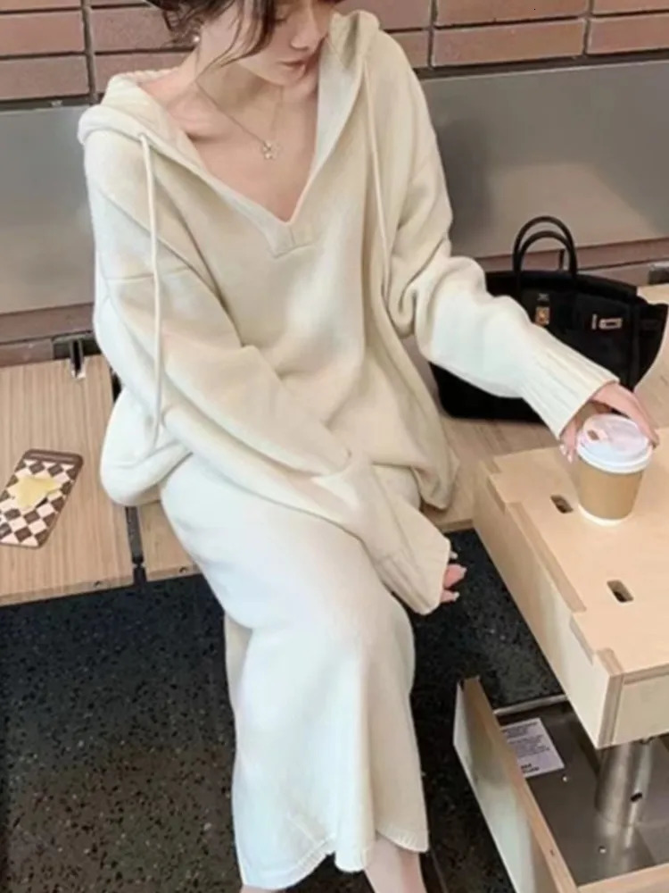 Womens Knitted Sweater 2-piece Set Autumn Fashion Shirt Top and Skirt Set Casual Elegant Womens Hoodie Korean Style 241112