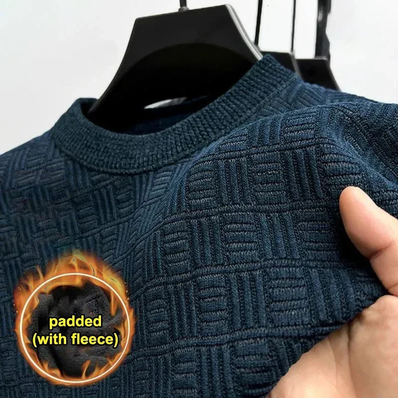 2024 Mens Thickened Sweater Knitted Sweaters Men Threedimensional Jacquard Highgrade Crew Neck Warm Casual Top Pullover 241107Z