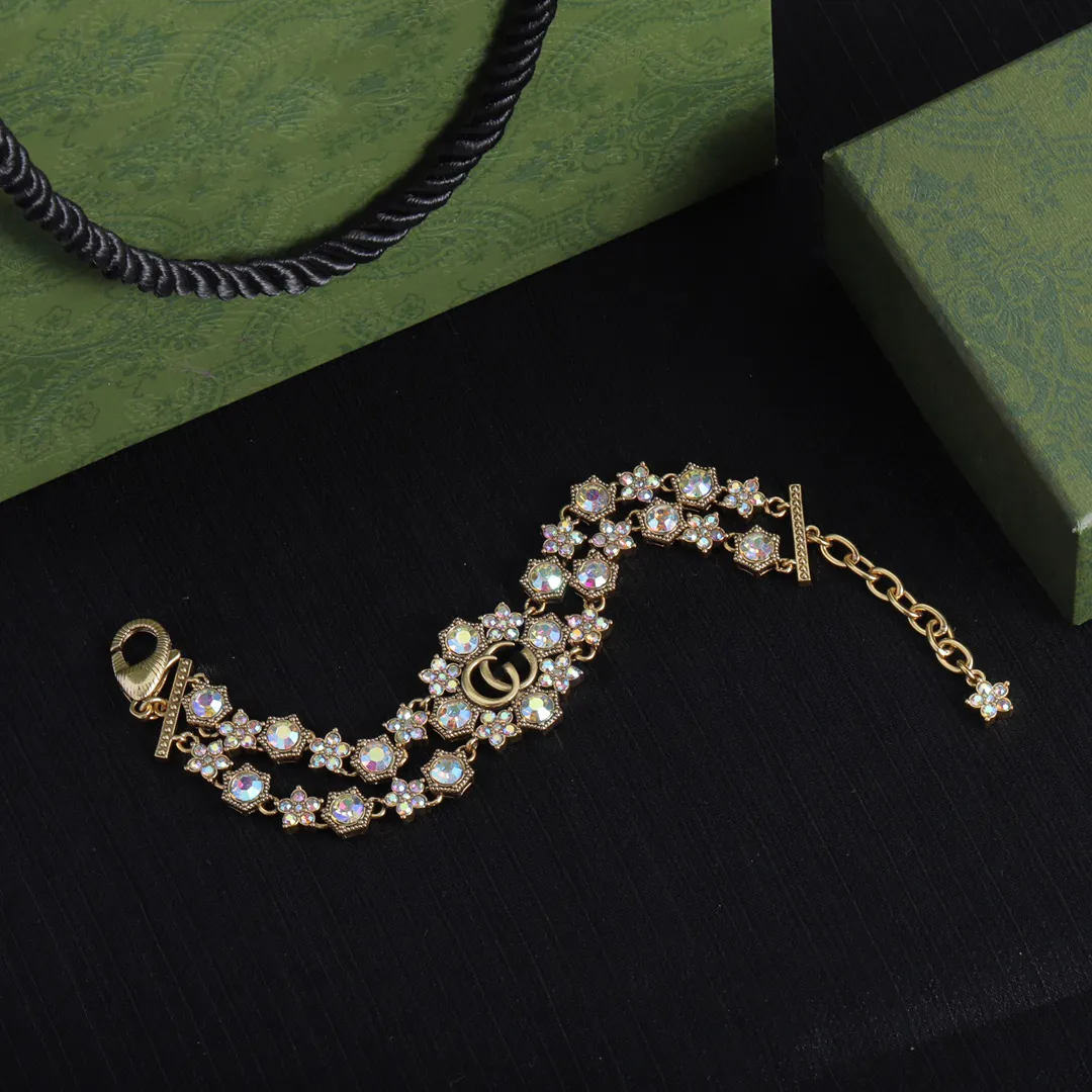 Luxury designer jewelry Charm Bracelets jewlery designer for women designer Bracelets Popular Diamond bracelets for wedding gifts-image-966267315