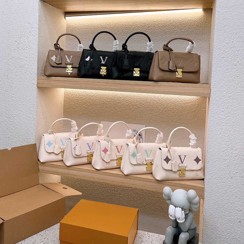Designer bag Caviar shoulder bag sheepskin style Flap Luxury Handbags Women's Fashion Checked Thread Purse Double Letters Solid Hasp Waist S-image-966462568