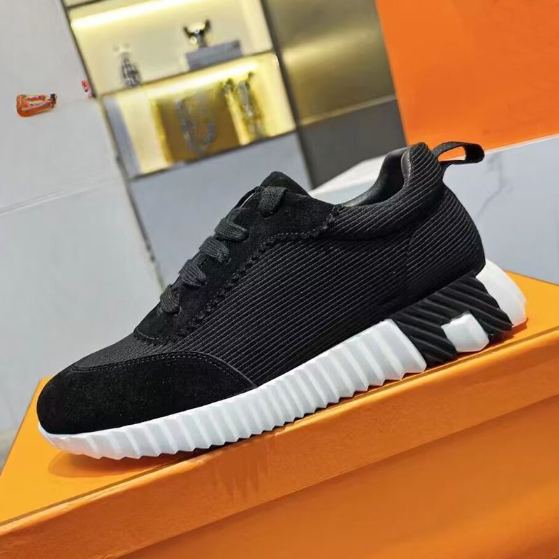 Bouncing Casual Designer Shoe Lace-up Round head Men's Low Top B30 Sneakers Travel Leather Fashion Women's flat jogging shoes B22-image-966131765