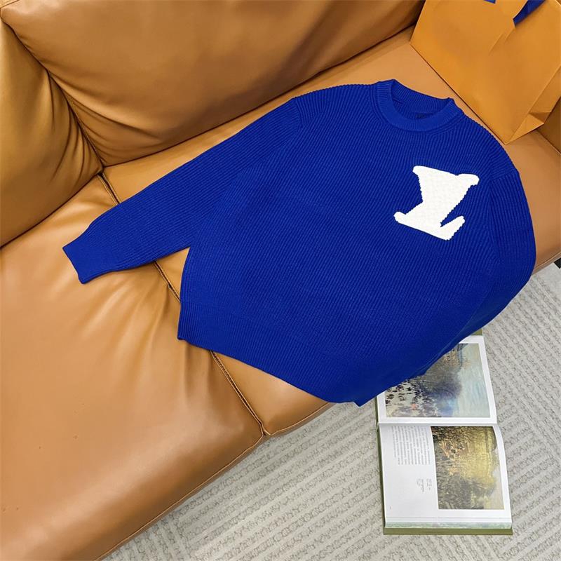 Mens Designers Hoodie Sportswear Spring And Winter Women Hooded Designer Men Hoodies Retro Sweater Street Style European Plus Size S-XL QAQ