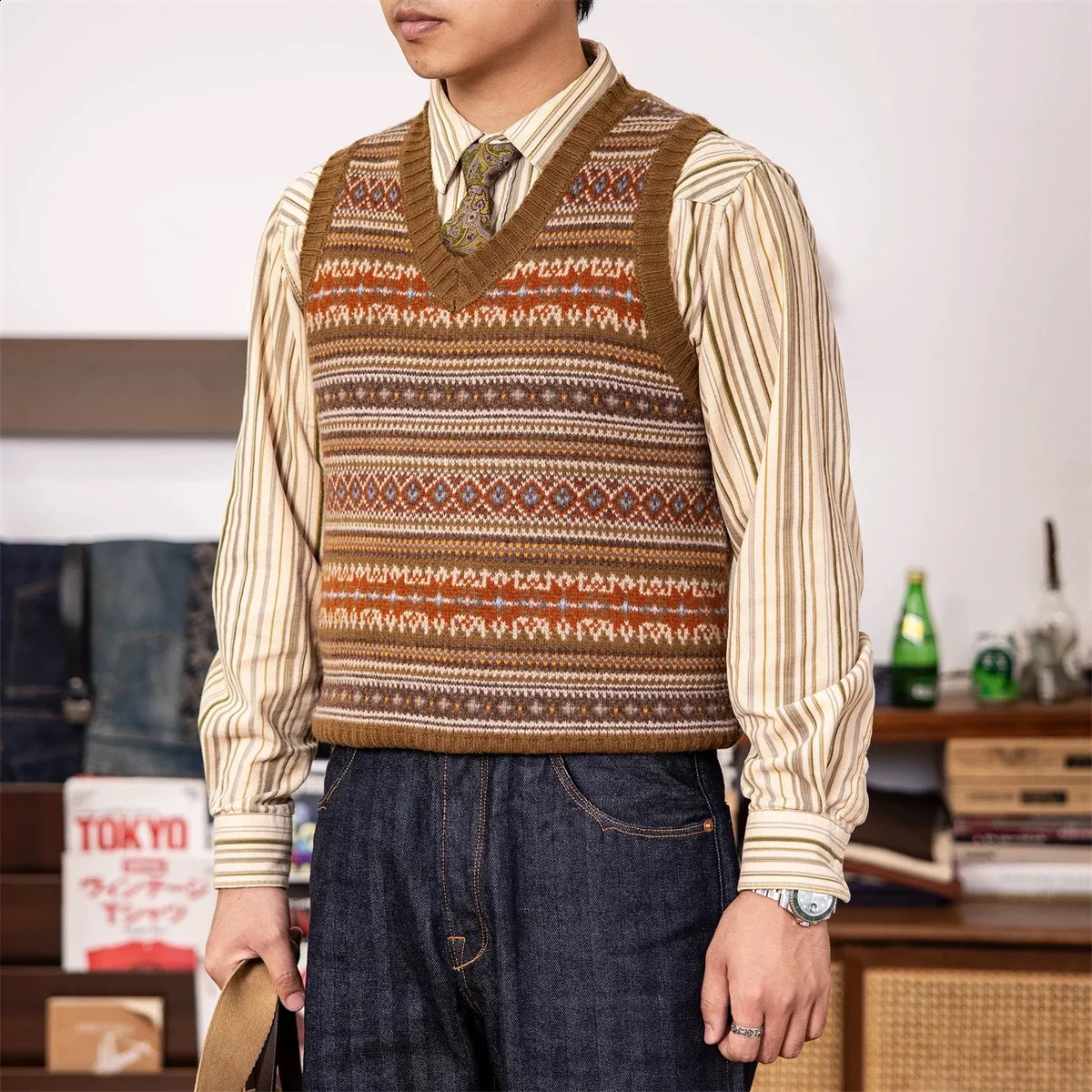 Red Tornado Fair Isle 100% Wool Knitted Vest Vintage Fashion V Neck Sweater Waistcoat For Men and Women 241118 5c