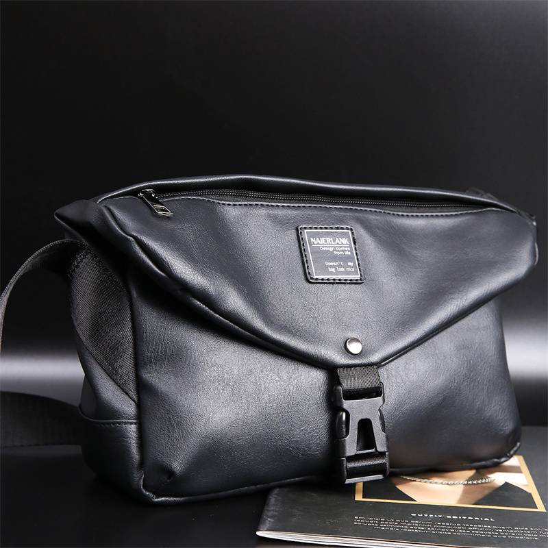 Factory wholesale men's shoulder bag street style printed backpack flip buckle fashion men's Messenger bag outdoor leisure polka dot ba-image-697193085