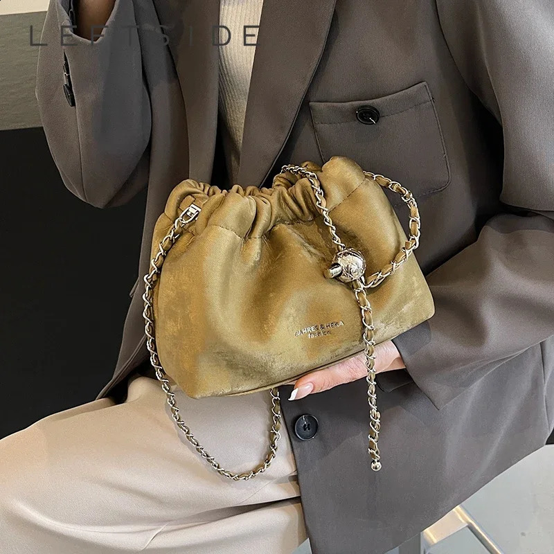 Pu womens leather shoulder bag Korean fashion handbag and wallet trend chain silver cross body bucket bag 241116