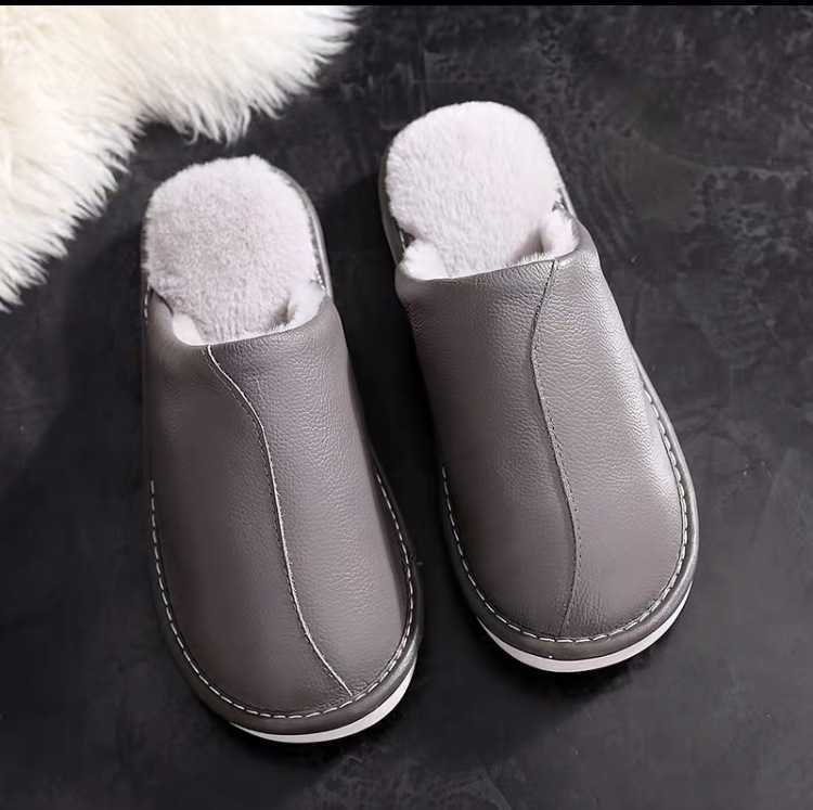 winter cotton slippers women's antiskid thick soled household plush leather slippers lovers warm Baotou cotton shoes 241115