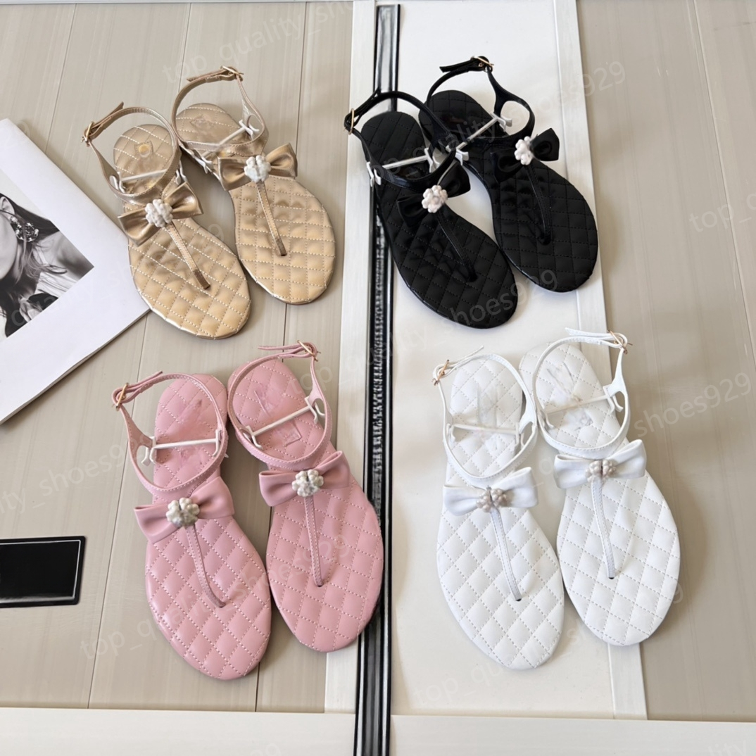 Women crystal Diamond 2C Designer Sandals Bow camellia thong sandals Slippers Beige Black Flower Rubber Causal sandles Designer Luxury sandels ch-image-967589776