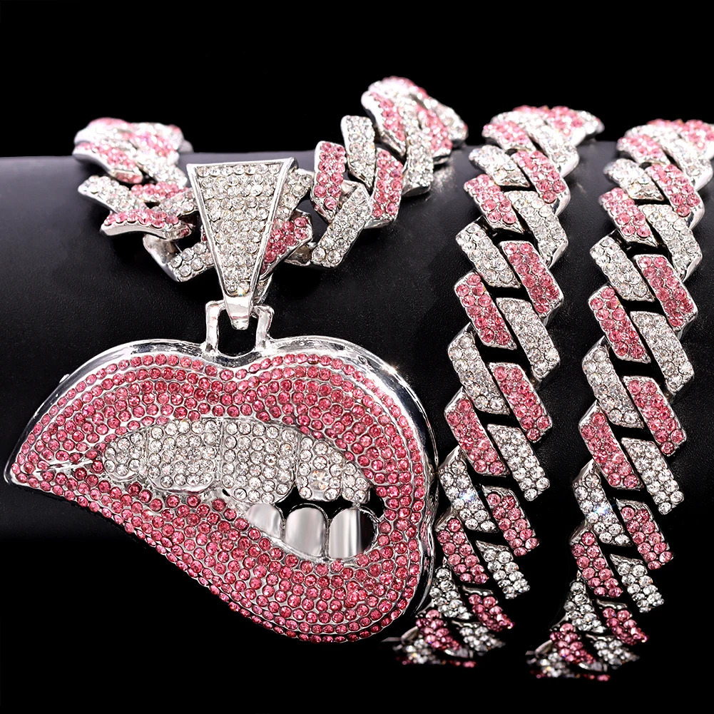 Hip Hop Pink Bite Lip Shape Pendant Necklace for Women with Bling Iced Out Silver Color Cuban Link Chain HipHop Necklace Jewelry 241120