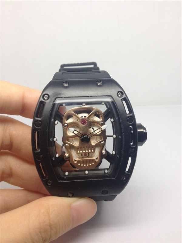 Homme de qualité supérieure Regardez Hardlex Crystal en acier inoxydable Mouvement pour hommes montres en caoutchouc de cadran noir 008-2
