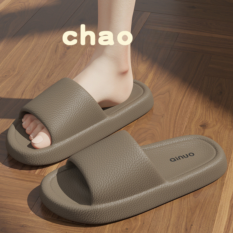 2025 New slippers for home decoration luxurious men s indoor bathroom slippers EVA odor proof couple s and women fashion s home sandals designer sli