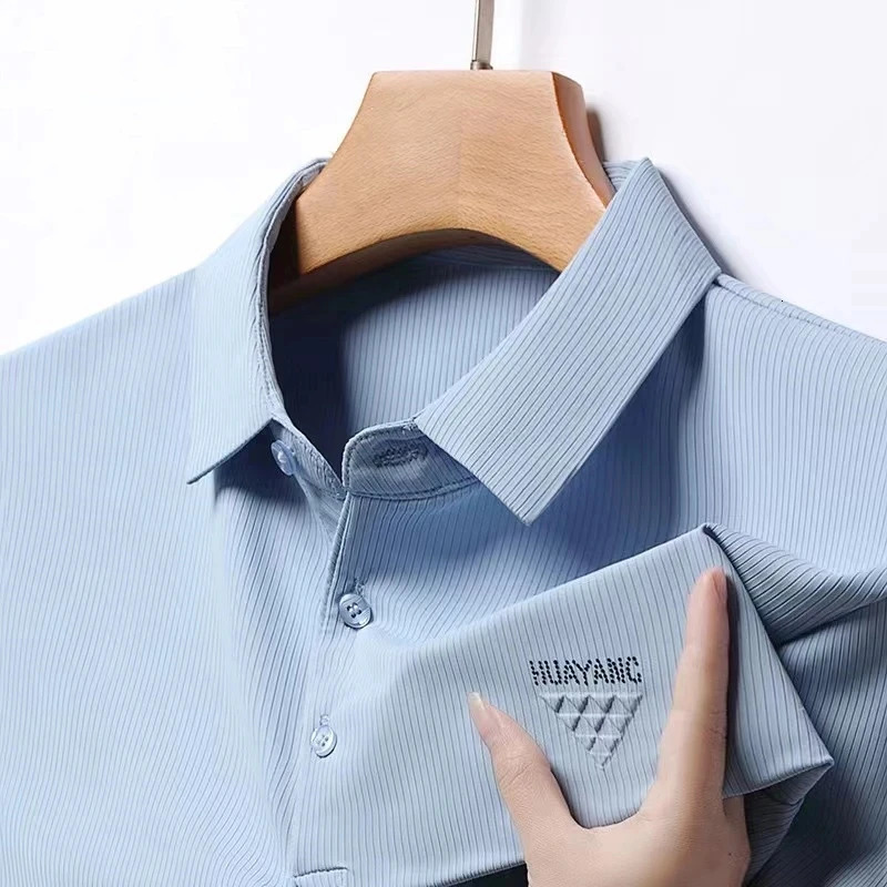 High end silk breathable lapel Tshirt mens short sleeve summer fashion stripe embossed casual business polo shirt 240412