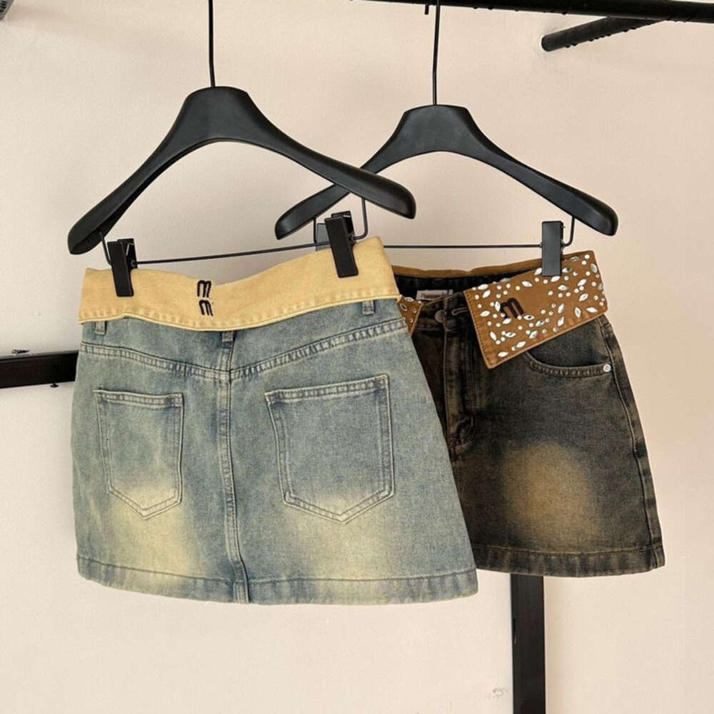 Jupe courte des femmes en jupe pour femmes lourdes lourds lettre de stratone jupe de jean graphique mince jupes de vacances en denim asiatique s