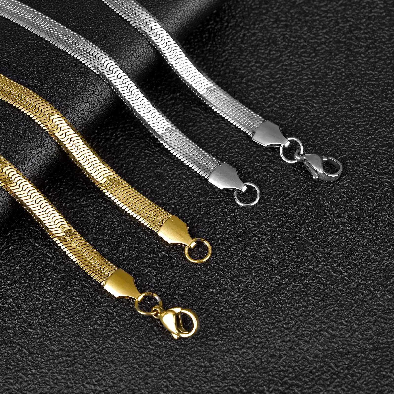 2/3/4 / 5 mm de largeur en acier inoxydable Collier plat plat Hot Fashion Herringbone Golden Color Snake Snake for Men Women Godés Jewelryx241122
