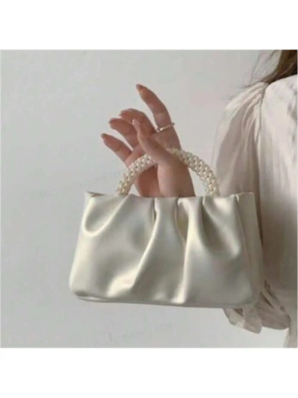 Fashion clutch bag Pearl Decoration Womens Bag Shoulder Small Square Trend Pleated Handbag Casual Solid Color Crossbody 241115Z