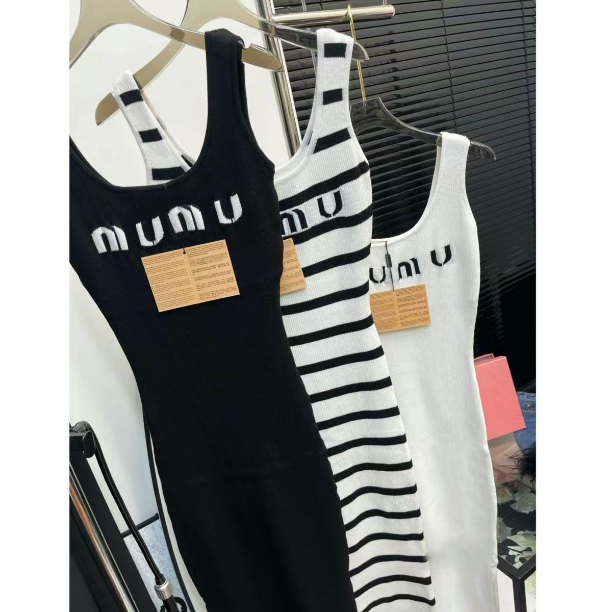 Woman Dresses High Waist Sleeveless Dress Summer Girl Camisole Skirts Knee-Length Womens Designer Skirt Dress Slit Skirt Party Slim Bottoms Dress-image-968557863