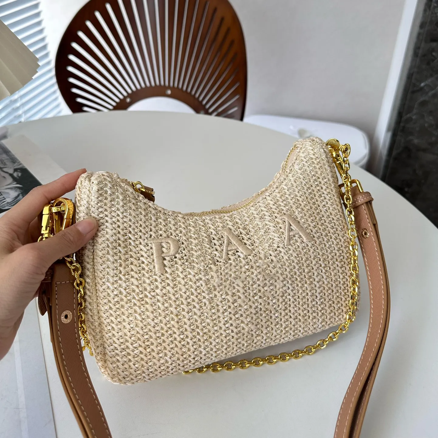 Straw Bags Nylon shoulder bags Hobos Handbags Chain Purses Designer Crossbody Baguettes Lady Small Hobos underarm bag Woman Chain Baguettes Small Totes 