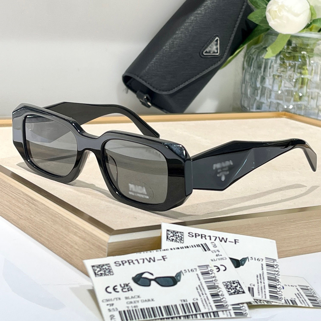 Wholesale Designer Sunglasses Goggle Mens Sunglasses for Woman Small-Frame Driving Sun glasses Triangle Signature Sunglasses High Quality 