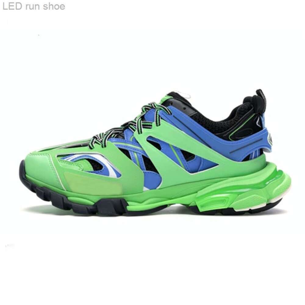 designer shoes Track 3 LED Casual Triple S 3.0 Platform Sneakers Black White Green Pink Dark Blue Cool Grey Cement Beige Rainbow Shadow-image-952402861
