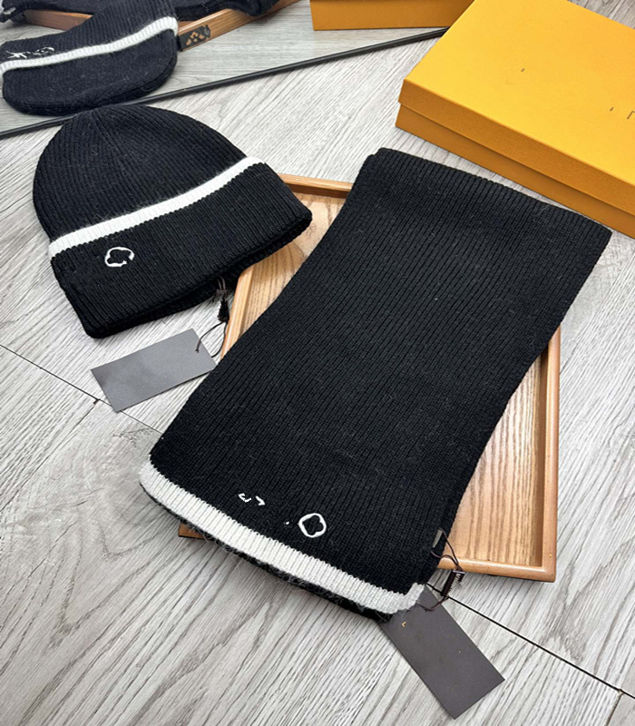 Fashion New Scarf Hat Gloves Set For beanies Men Women fashion High Quality Wool Winter 2 Piece Design Caps Shawl Designer Hats Scarves Wool Beanie