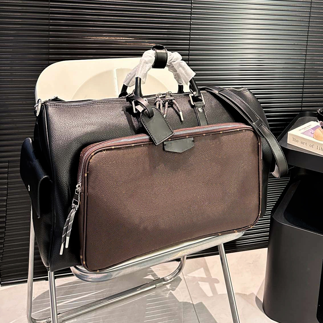 Luxury Designer Travel bag Monogram Coated Canvas Duffle bag Men Womens Oversized Travel Shoulder Tote Crossbody bag Large Capacity Weekender Carry