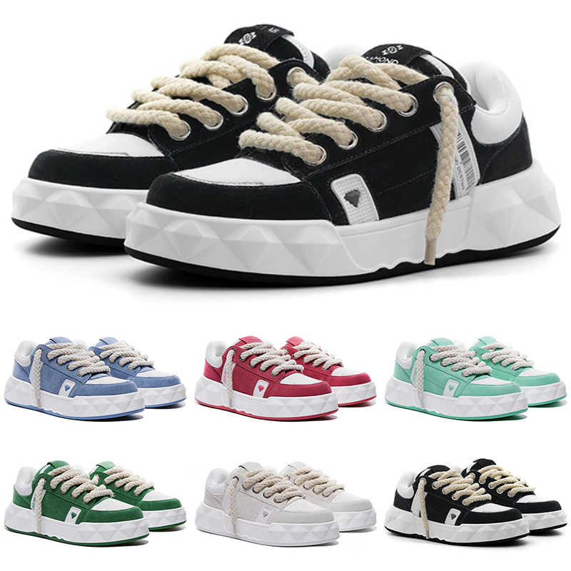2024 Diamond D-ONE Bread Shoes Bread Sneaker Shoe High End Casual Platform Flat Shoes For Men And Women Walking Indoors And Outdoors Simple And Atmo