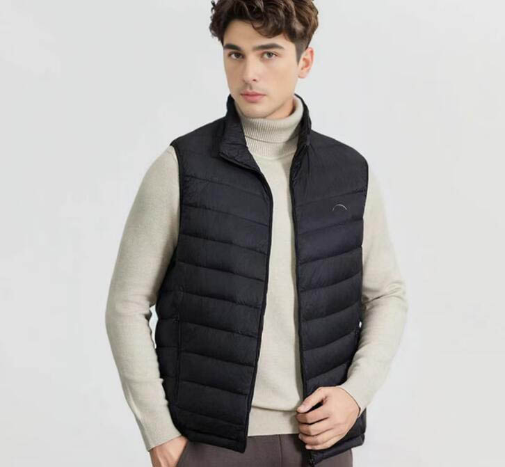 Designer Gilet Puffer Jacket Winter Vest Embroidered Waistcoat Badge Down Parker Mens Womans Material Pop Couple Coat
